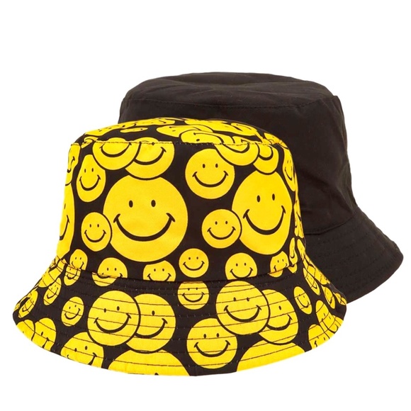 Other - Bucket Hat Black and White Reversible with Smileys
